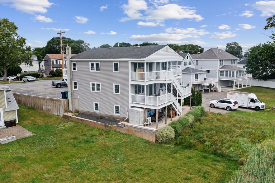 Building Photo - 497 Winnacunnet Rd