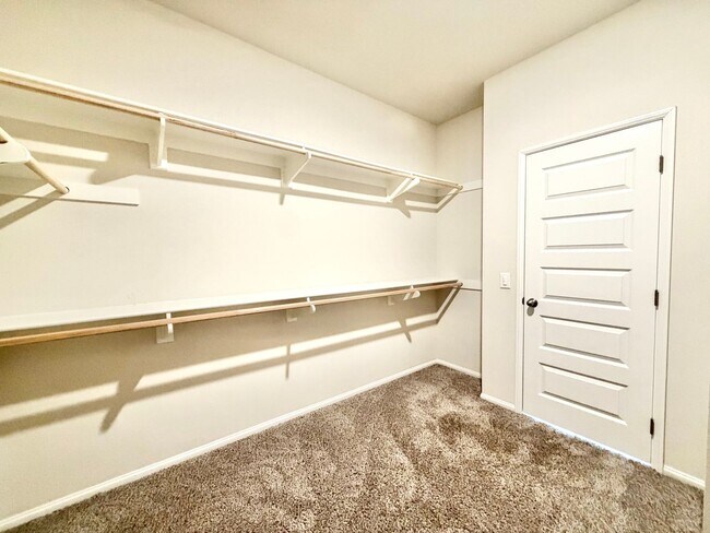 Building Photo - 3 bedroom Solar Home in Heirloom Farms for LEASE!