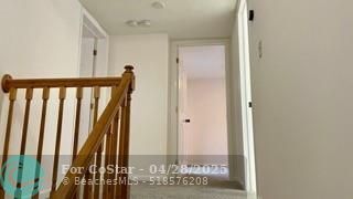 Building Photo - 1440 N Lawnwood Cir