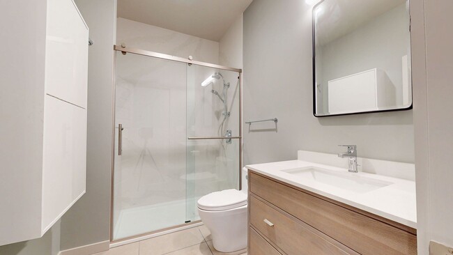 Building Photo - 2 Bedroom Brand New Upstairs Berkeley Unit!