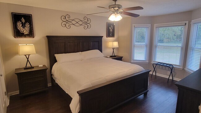 Building Photo - Northmeade Woods Subdivision