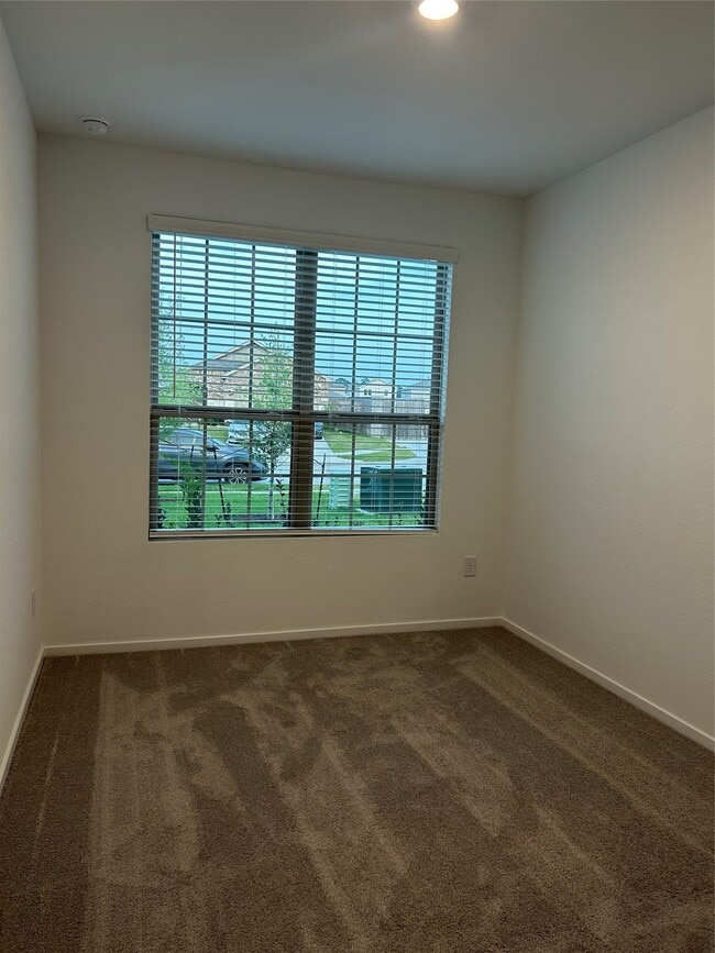 Building Photo - 14973 Rustic Moon Rd