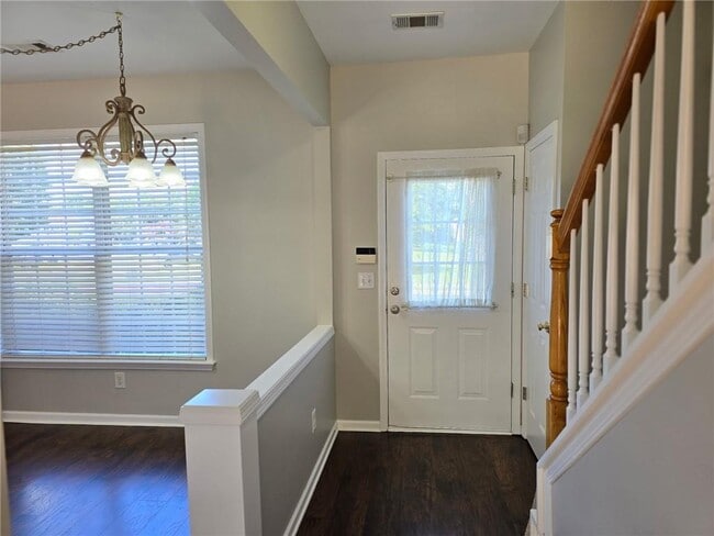 Building Photo - 1702 Stanwood Dr NW