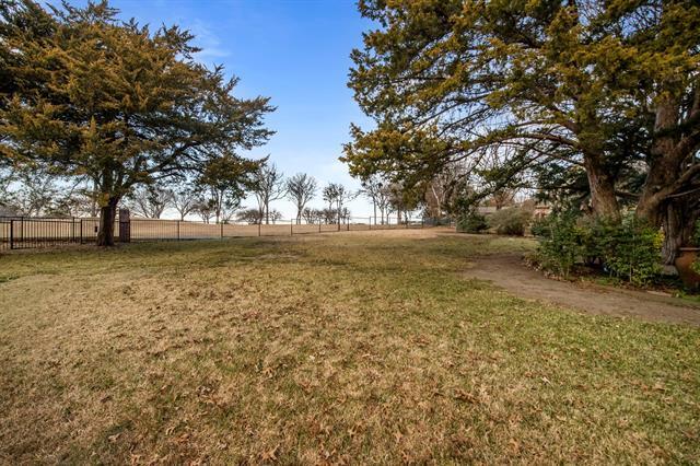 Building Photo - 2600 Cedarwood Ct