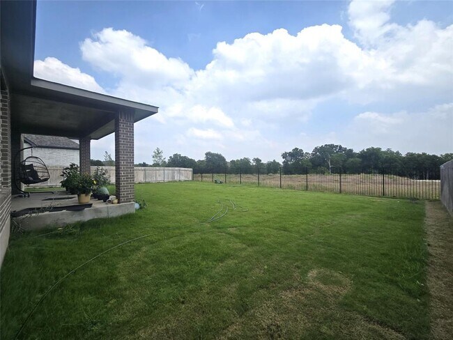 Building Photo - 124 Ribera Dr