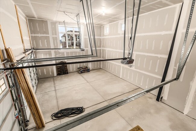 Building Photo - 7158 Sawgrass Dr
