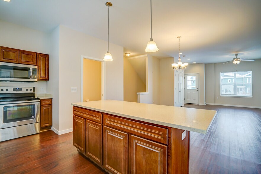 Building Photo - 4362 Eagle Ridge Ln