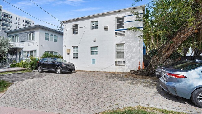 Building Photo - 1241 13th St