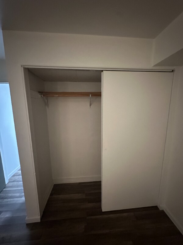 Building Photo - 411 McGuigan Pl