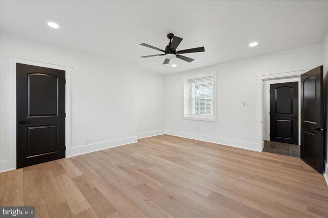 Building Photo - 503 N Bethlehem Pike