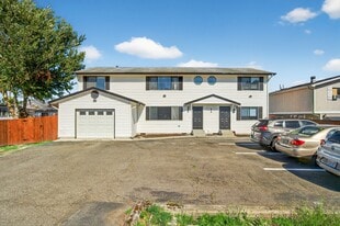 Building Photo - 912 Algona Blvd N