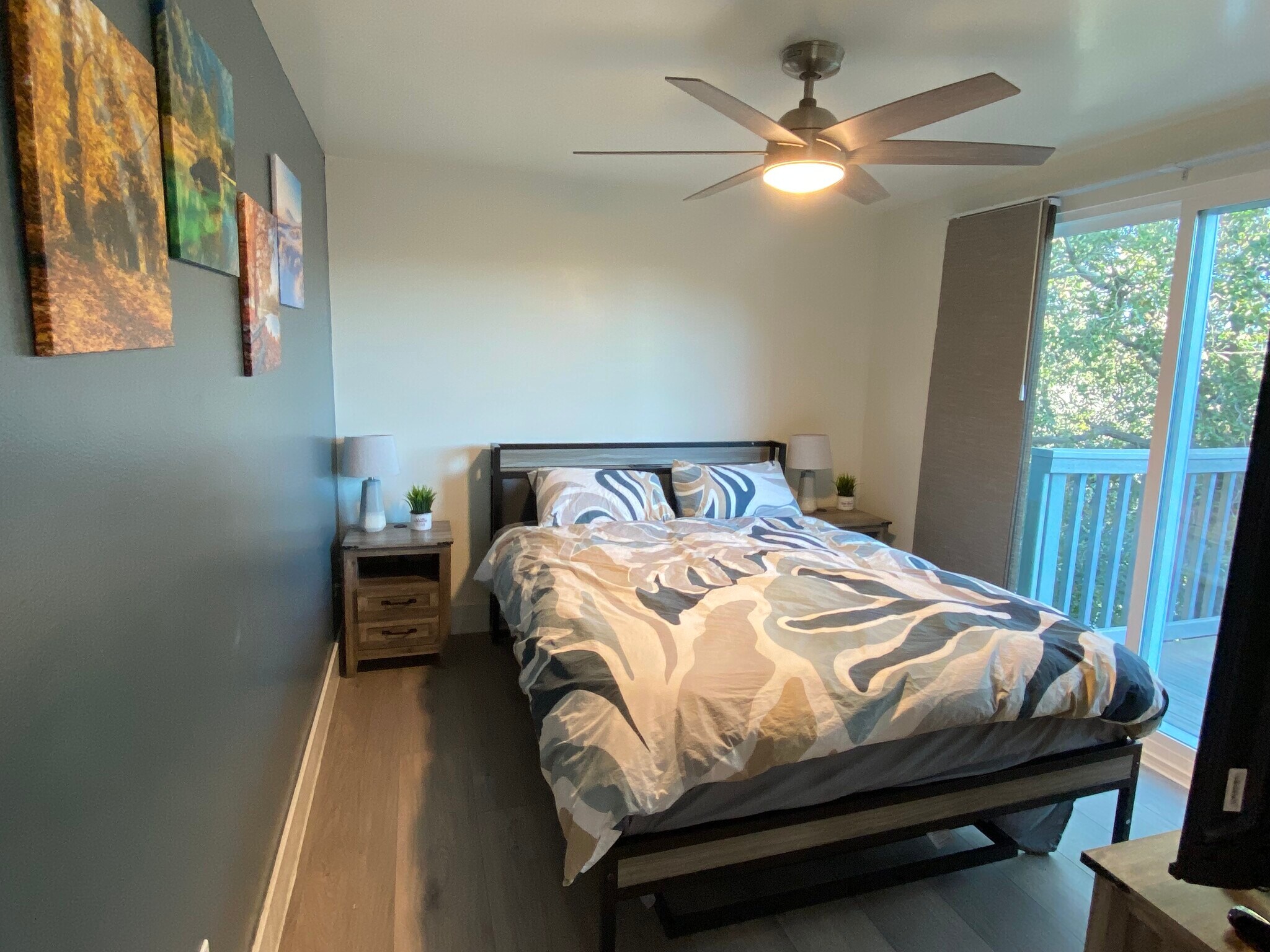 Building Photo - 1322 Yellowstone Dr