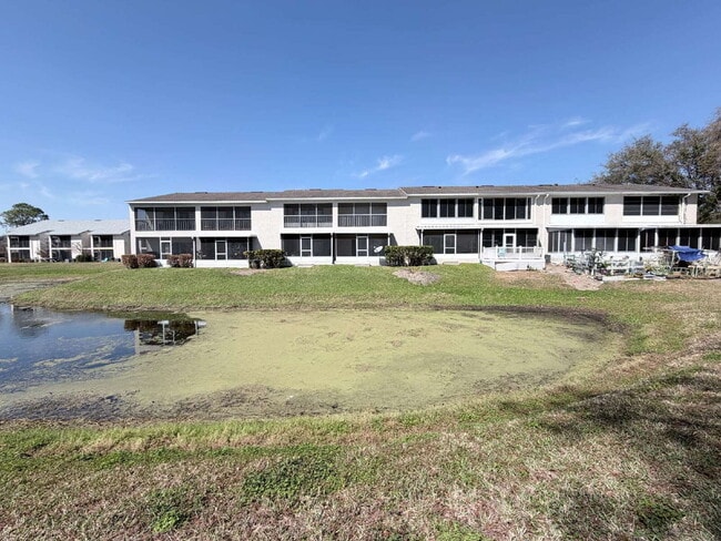 Building Photo - 2 Bedroom Lakeview Winter Haven Home Now Available for Rent!