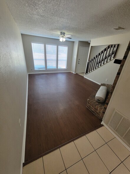 Building Photo - 612 Lillard Rd