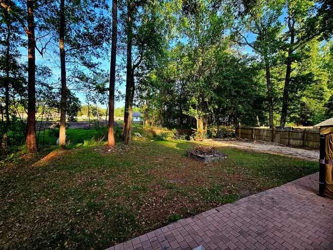 Building Photo - 11587 Gwynford Ln