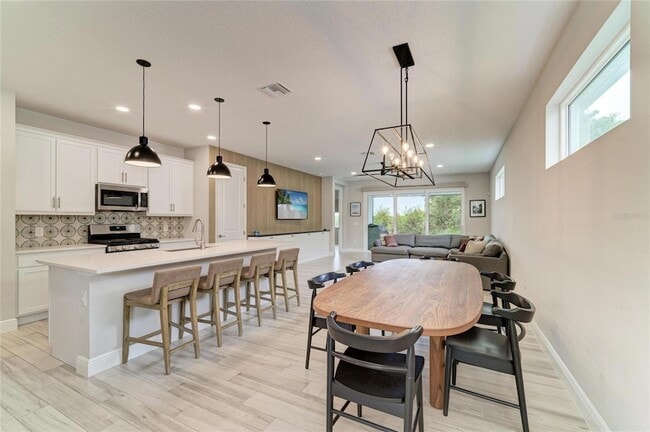 Building Photo - 1079 Waterline Ct