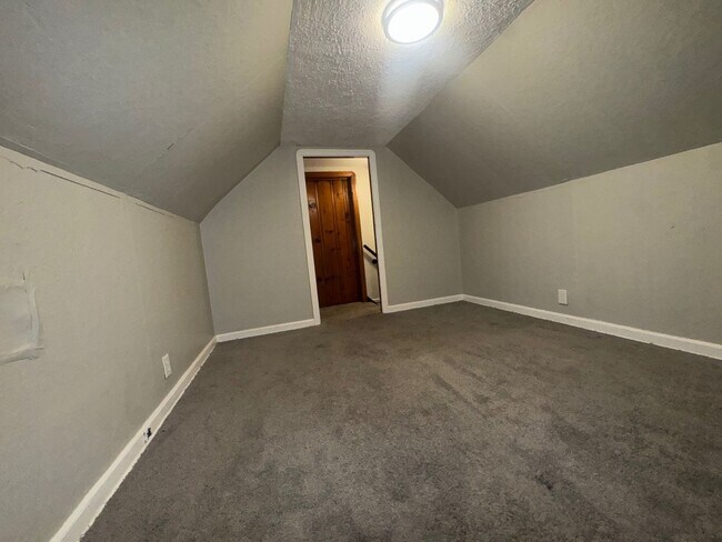 Building Photo - 12918 Ferris Ave