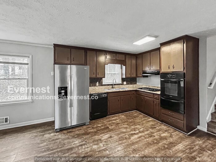 Building Photo - 3010 Cherokee Trail