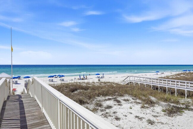 Building Photo - 419 Lakefront Dr