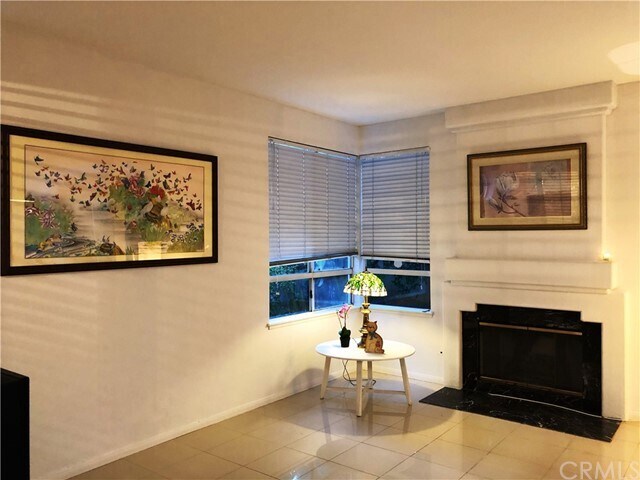 Building Photo - 15 Monaco