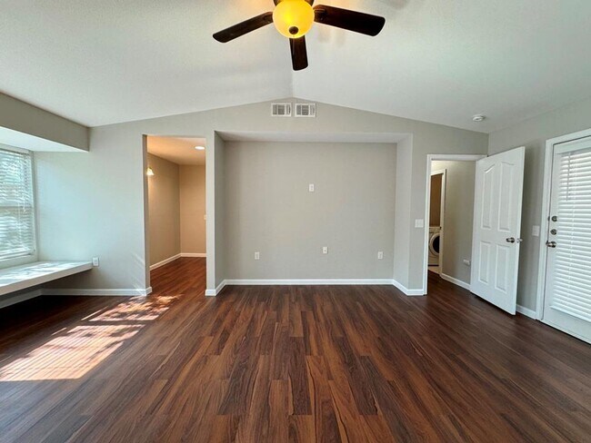 Building Photo - Location, Location, Location!