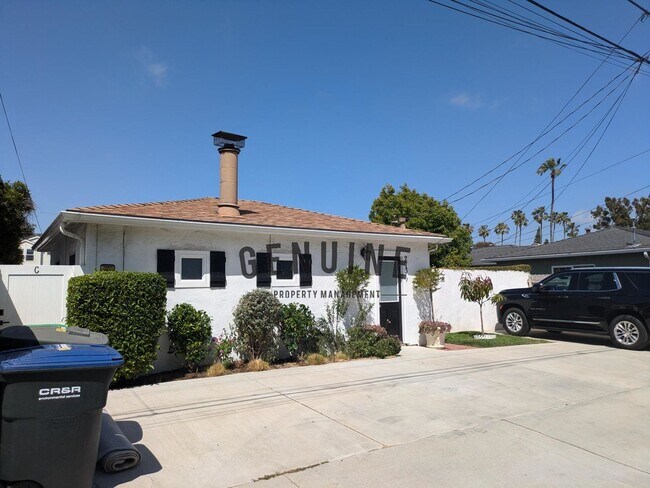 Building Photo - 273 Palmer St