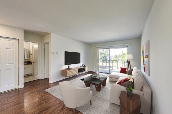 Floorplan - Laurel Haus