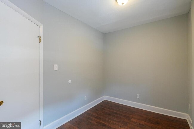 Building Photo - 7401 Andrews Ave