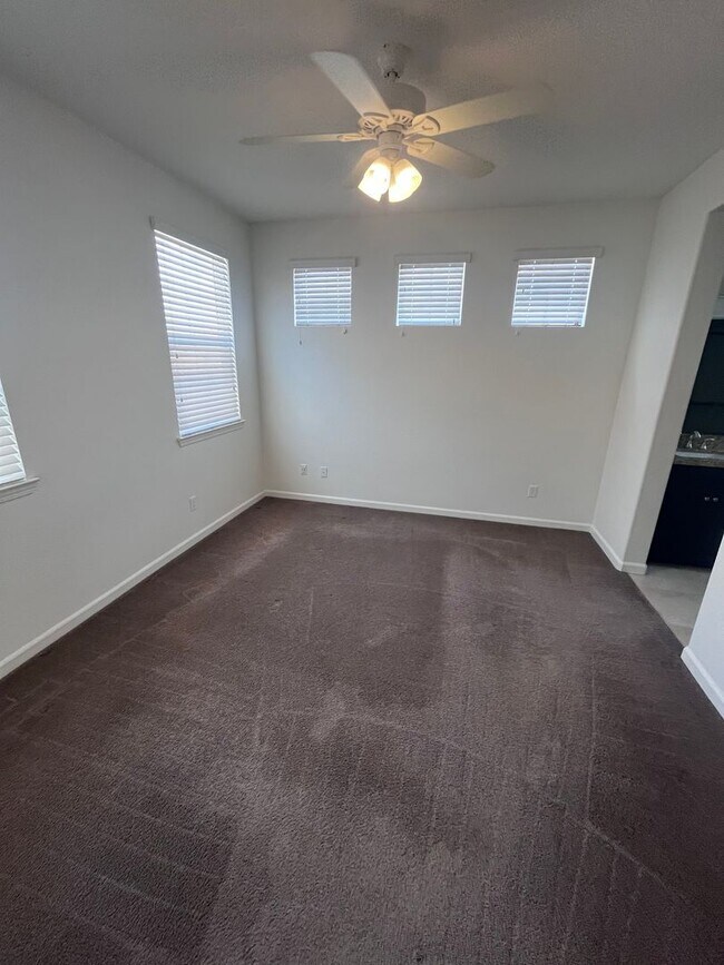 Building Photo - BEAUTIFUL HOME IN WESTPARK!!