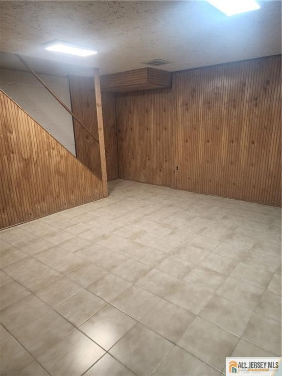 Building Photo - 28 Piccadilly Circus St