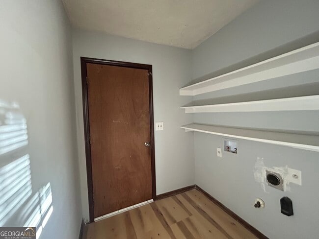 Building Photo - 3123 Shoal Creek Ct