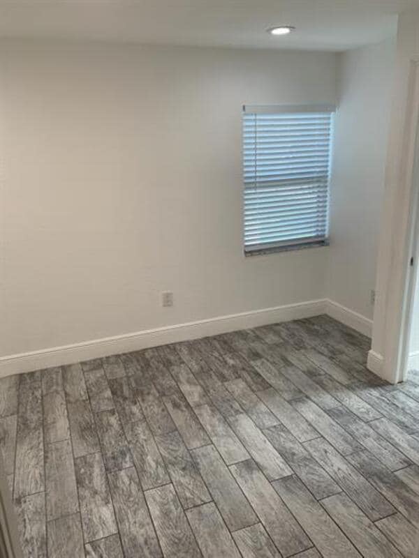 Building Photo - 4908 W Ingraham St