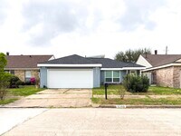 Building Photo - 6506 Briar Glade Dr
