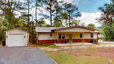 Building Photo - 600 S Hardin St