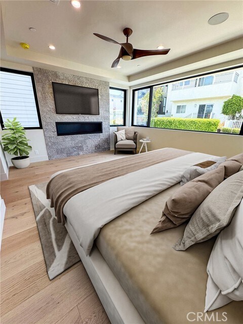 Building Photo - 404 16th St