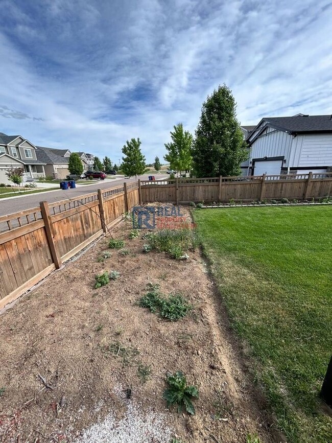 Building Photo - 2909 Quartz Pl