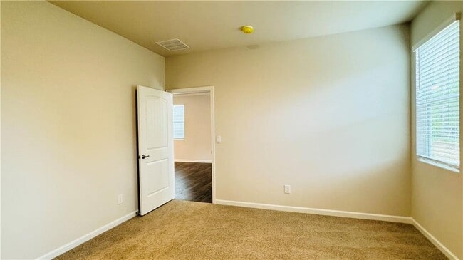 Building Photo - 5114 Tulip Sq