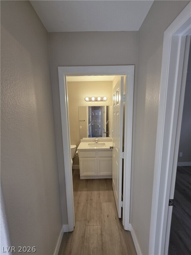 Building Photo - 626 Palmwood Ln