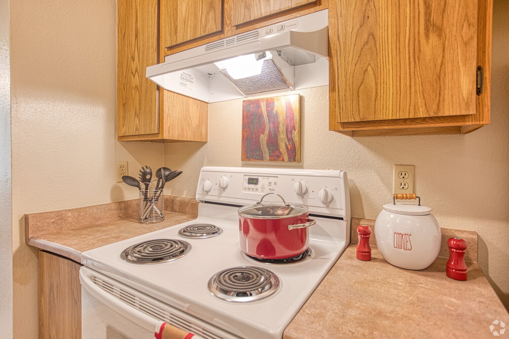 1BR,1BA-736SF - Ridge & Shores