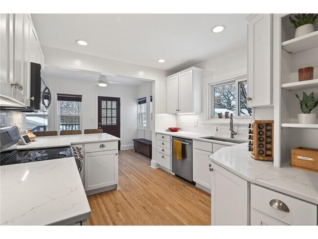 Building Photo - 1628 Princeton