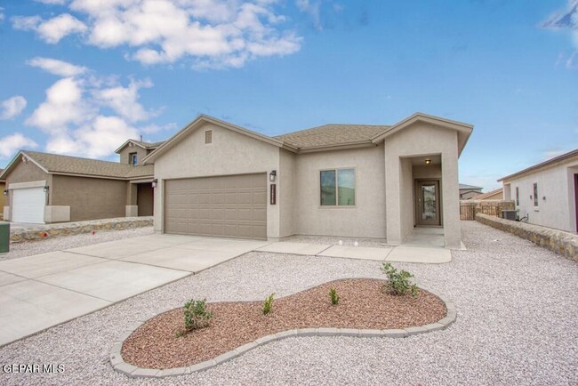 Building Photo - 14929 Tierra Crystal Ave