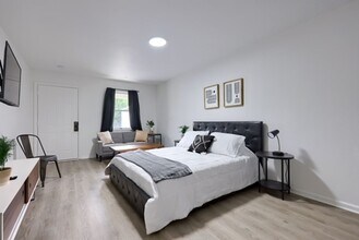Building Photo - Sunrise Suites