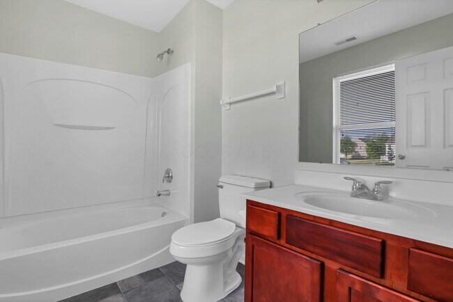 Building Photo - 419 Fuller's Cir