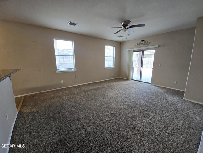 Building Photo - 14275 Ranier Point Dr