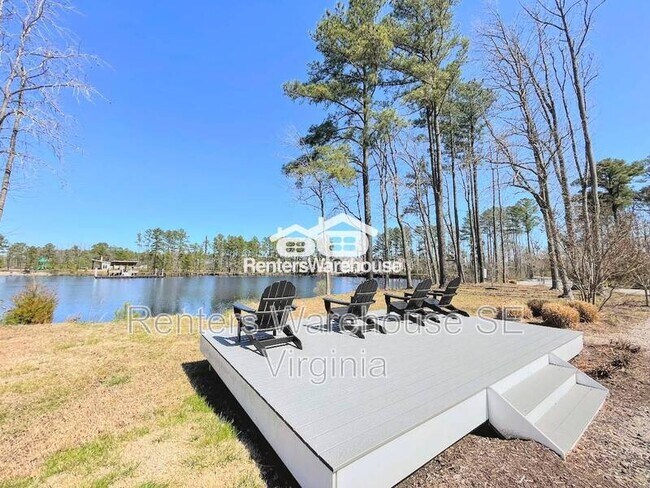 Building Photo - 1724 Defiance Dr