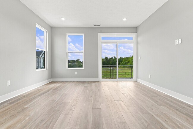 Building Photo - 6411 Coverage Ct