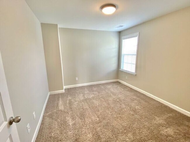 Building Photo - Now Leasing in Southaven @ Rasco Farms- 4-Bedroom 2.5 Bath Home-Availalbe Now!