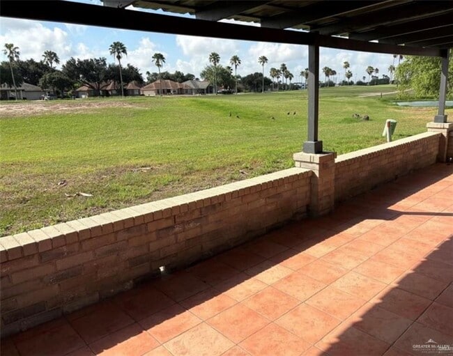 Building Photo - 12 Ashley Dr