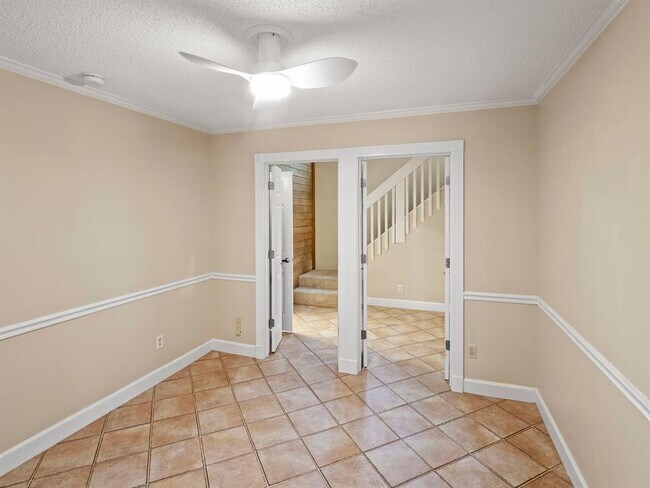 Building Photo - 6109 Grass Hollow
