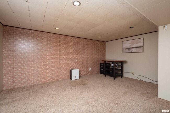 Building Photo - 4304 36th Ave